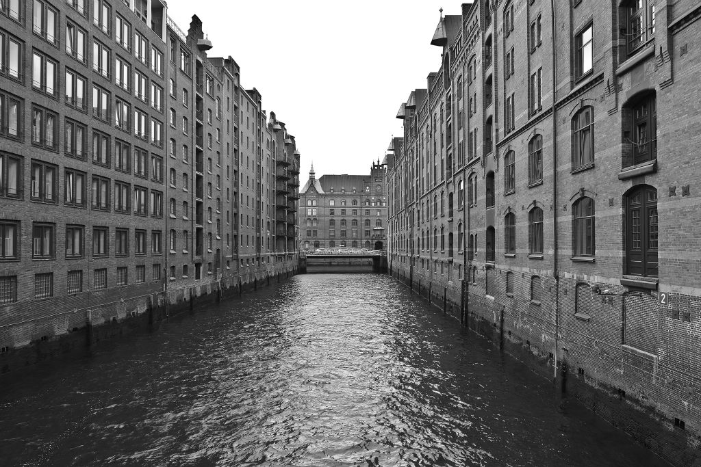 Die historische Hamburger Speicherstadt mit Wandrahmsfleet